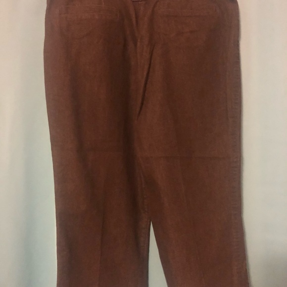 Capris - Picture 2 of 3